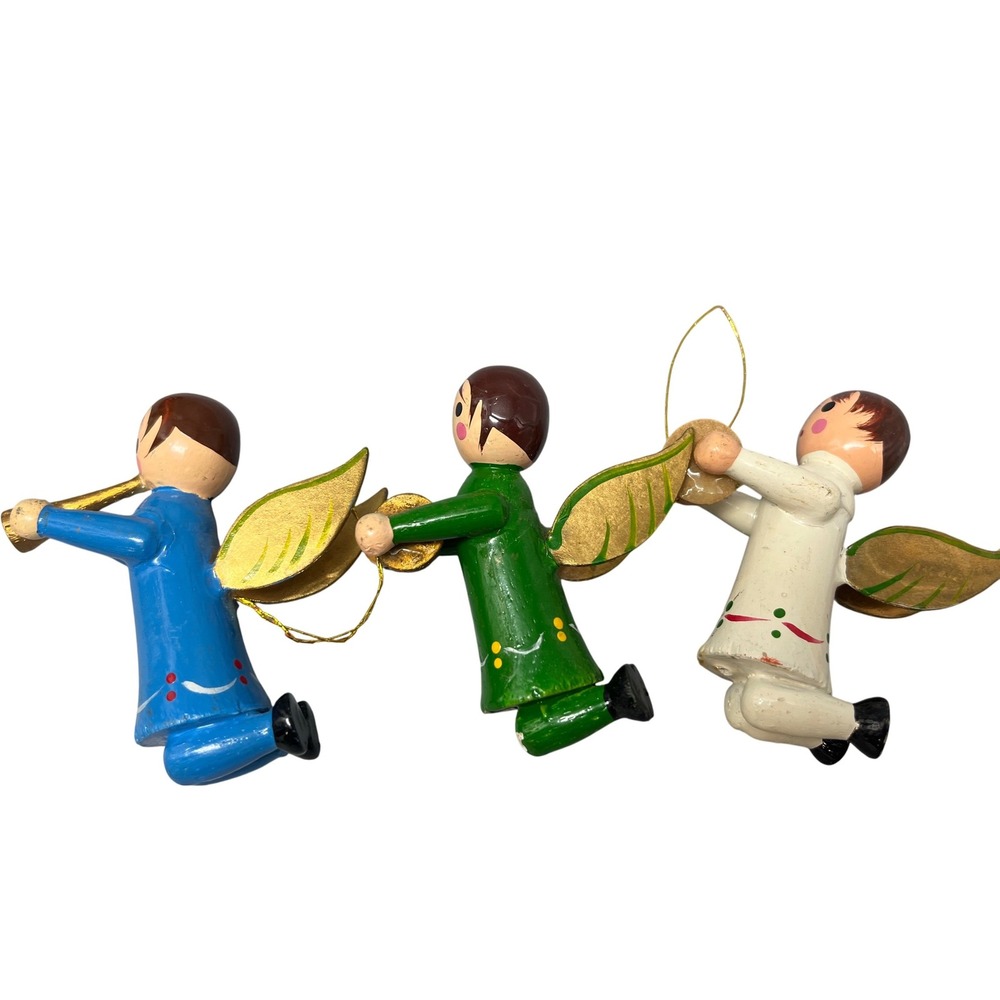 Vintage handpainted Wood Kneeling flying‎ Angel Ornament